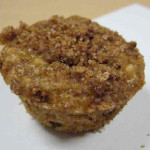 Oatmeal Cinnamon Chip Muffins with Cinnamon Streusel