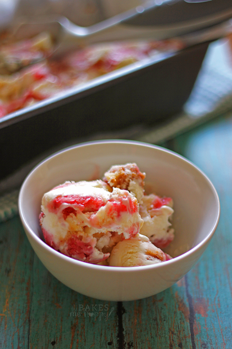 Strawberry Shortcake Ice Cream | It Bakes Me Happy for This Gal Cooks