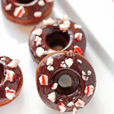 Celebrate the holiday season with these fun Mini Chocolate Peppermint Donuts